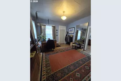 1906 1/2 Adams Ave, La Grande, OR 97850 - Photo 9