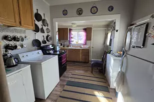 1906 1/2 Adams Ave, La Grande, OR 97850 - Photo 5