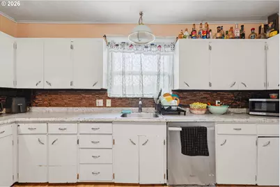 2345 NE Division St, Gresham, OR 97030 - Photo 15