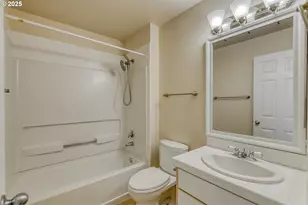 5225 Jean Rd, Lake Oswego, OR 97035 - Photo 5