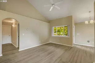 5225 Jean Rd, Lake Oswego, OR 97035 - Photo 11