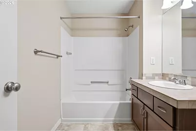 15058 NW Central Dr #1008, Portland, OR 97229 - Photo 17