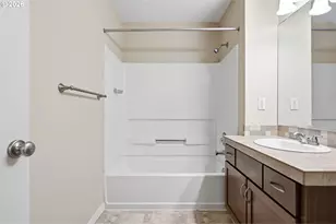 15058 NW Central Dr, Portland, OR 97229 - Photo 17