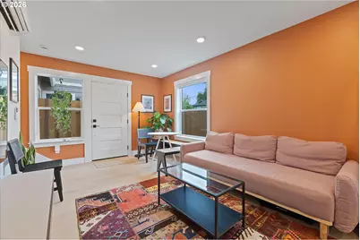 8838 N Drummond Ave, Portland, OR 97217 - Photo 5