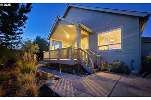 61076 Manhae Loop, Bend, OR 97702 - Photo 5