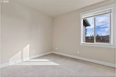 61076 Manhae Loop, Bend, OR 97702 - Photo 33