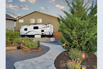 61076 Manhae Loop, Bend, OR 97702 - Photo 39