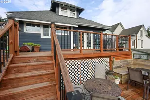 281 W Fourth St, Coquille, OR 97423 - Photo 3