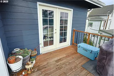 281 W 4th St, Coquille, OR 97423 - Photo 33