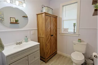 281 W 4th St, Coquille, OR 97423 - Photo 25