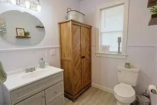 281 W Fourth St, Coquille, OR 97423 - Photo 25