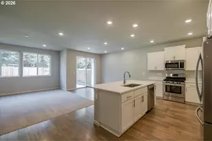 315 Cypress St, Mount Angel, OR 97362 - Photo 9