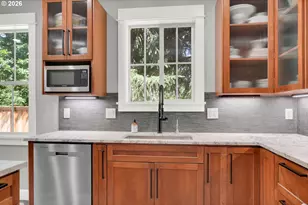 2183 Ashbury Dr, Eugene, OR 97408 - Photo 11