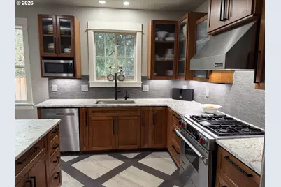 2183 Ashbury Dr, Eugene, OR 97408 - Photo 13