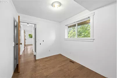 727 Warren St, Oregon City, OR 97045 - Photo 11