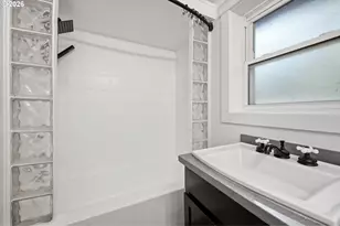 727 Warren St, Oregon City, OR 97045 - Photo 15