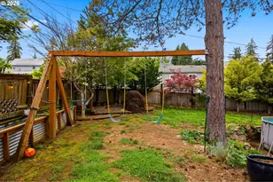 727 Warren St, Oregon City, OR 97045 - Photo 33