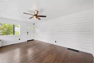 727 Warren St, Oregon City, OR 97045 - Photo 5