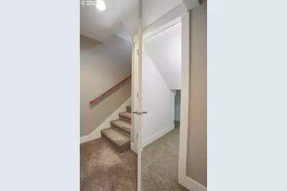 118 Ingram Pl, White Salmon, WA 98672 - Photo 7