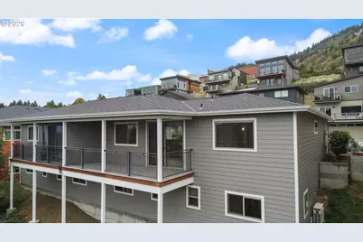 118 Ingram Pl, White Salmon, WA 98672 - Photo 3