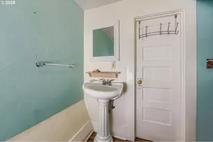 4629 SE 64th Ave, Portland, OR 97206 - Photo 17