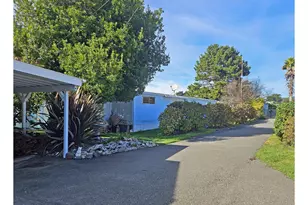 97882 Marks Ln, Brookings, OR 97415 - Photo 29