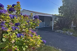 97882 Marks Ln, Brookings, OR 97415 - Photo 3