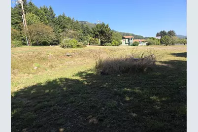 15282 Highway 101, Brookings, OR 97415 - Photo 9