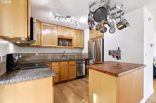 2723 SW Texas St., Portland, OR 97219 - Photo 11