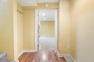 244 NE Buffalo St, Portland, OR 97211 - Photo 17