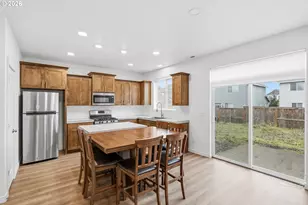 2095 S Heather St, Cornelius, OR 97113 - Photo 5