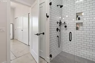 9735 NW Lilac Ct, Portland, OR 97231 - Photo 23