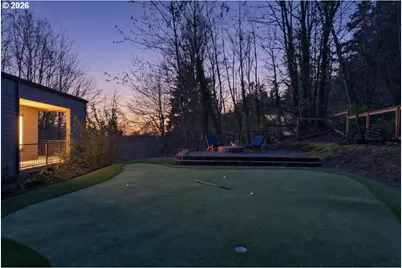 9735 NW Lilac Ct, Portland, OR 97231 - Photo 3