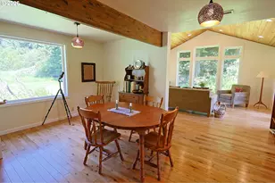 94964 Echo Springs Ln, North Bend, OR 97459 - Photo 19