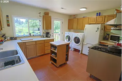 94964 Echo Springs Ln, North Bend, OR 97459 - Photo 25
