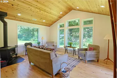 94964 Echo Springs Ln, North Bend, OR 97459 - Photo 15