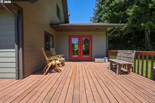 94964 Echo Springs Ln, North Bend, OR 97459 - Photo 9