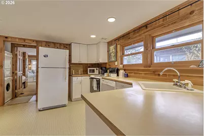 4445 Yamhill Ave, Neskowin, OR 97149 - Photo 11