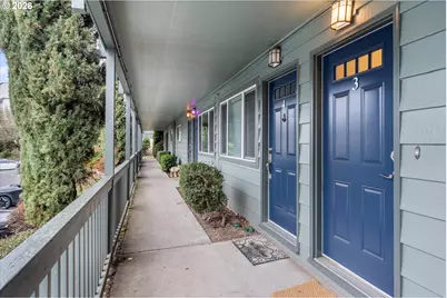 1025 SW Bertha Blvd #3, Portland, OR 97219 - Photo 1