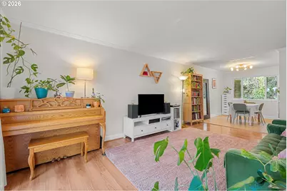 1025 SW Bertha Blvd #3, Portland, OR 97219 - Photo 9