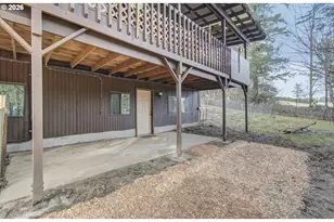 532 NE Curtis Dr, Corbett, OR 97019 - Photo 47
