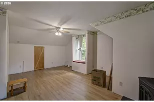 532 NE Curtis Dr, Corbett, OR 97019 - Photo 33