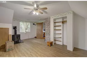 532 NE Curtis Dr, Corbett, OR 97019 - Photo 35