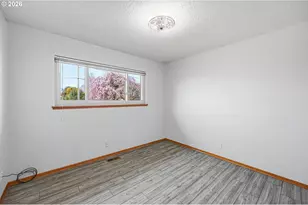 704 Toliver Rd, Molalla, OR 97038 - Photo 25