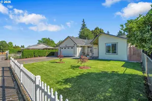17022 SE Salmon St, Portland, OR 97035 - Photo 3