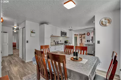 17022 SE Salmon St, Portland, OR 97035 - Photo 11