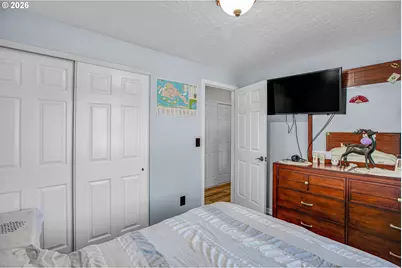 17022 SE Salmon St, Portland, OR 97035 - Photo 21