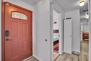 17022 SE Salmon St, Portland, OR 97035 - Photo 5