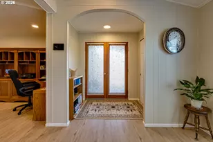 34681 Devonshire Dr, Eugene, OR 97405 - Photo 5