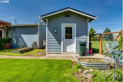 34681 Devonshire Dr, Eugene, OR 97405 - Photo 31